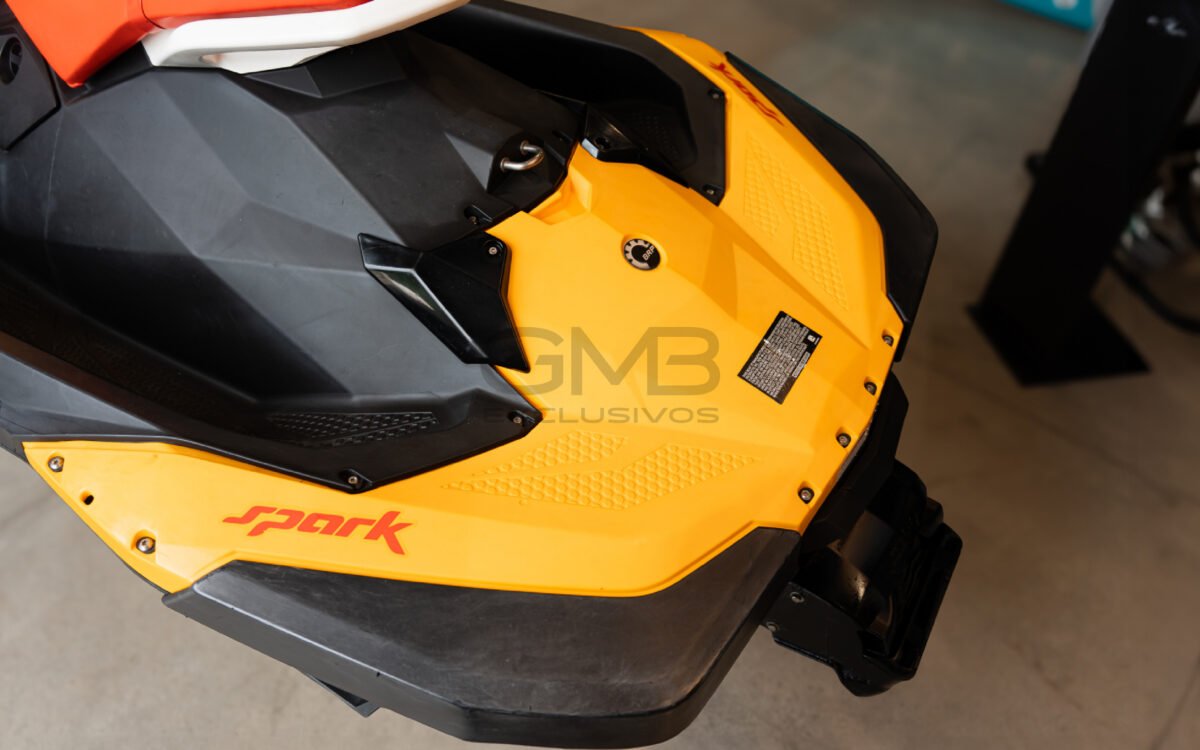 sea-doo-spark-2021-4